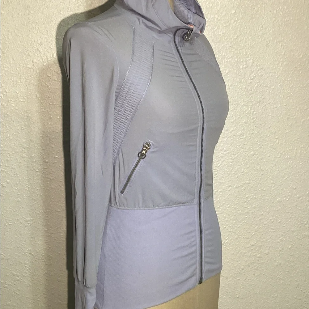 Ivivva Wild Wonder Lightweight Jacket size 10